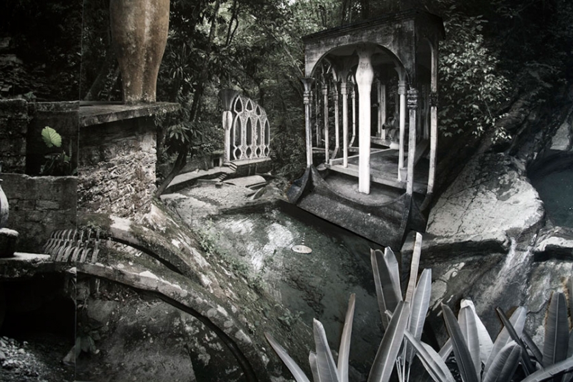 http://www.makisale.mirunadragan.com/files/gimgs/th-6_Dragan04-XilitlaForever_detail1-web_v2.jpg